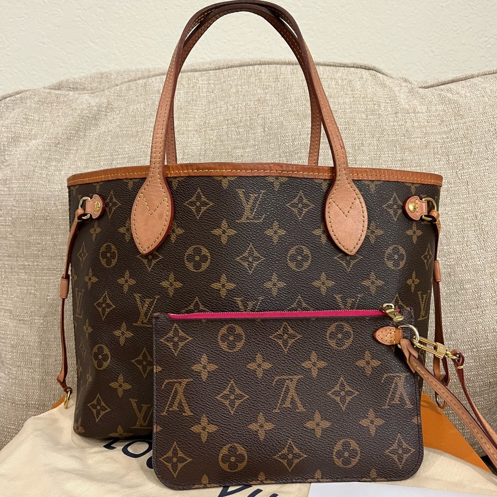 Louis Vuitton Neverfull pm